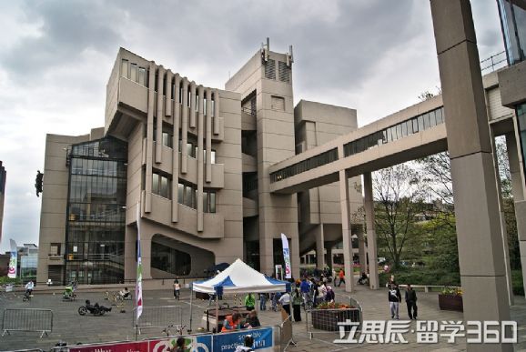 高考385分能上英国利兹大学吗 2017年英国利兹大学预科