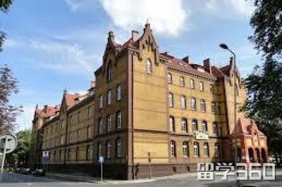 波兰什切青大学提供宿舍吗 什切青大学