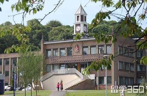 2018年英国基尔大学医疗