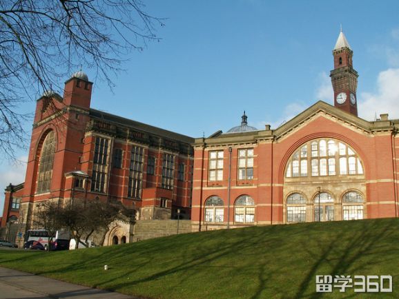 杜伦大学和伯明翰大学