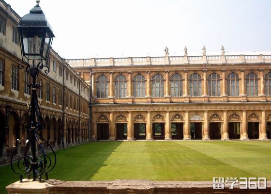 爱尔兰留学:研究生课程优势介绍 爱尔兰留学:研究生课程优势介绍