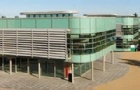 伯吉斯山中学的学校设施完善