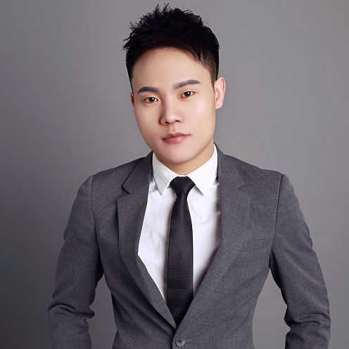 留学360金牌留学导师 李兴老师