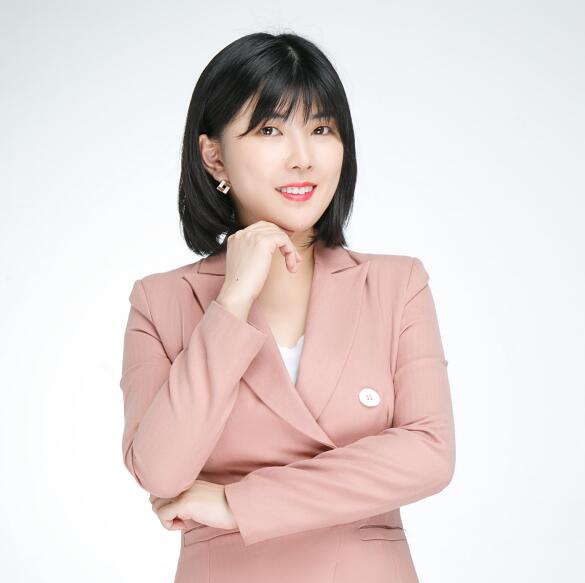 美加留学顾问 张山背美老师