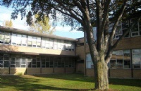 想去加拿大牛顿国际中学留学，但不知道要准备些啥？