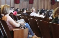 为什么嘎劳德特大学特别吸引中国留学生？
